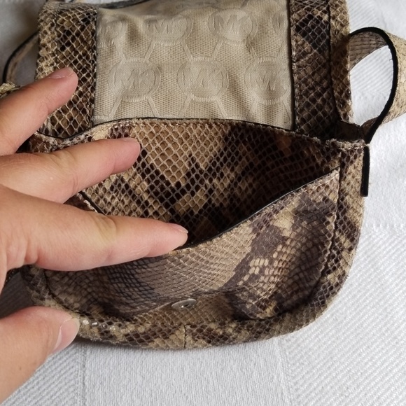 MICHAEL KORS PYTHON CROSSBODY PURSE - Picture 8 of 8